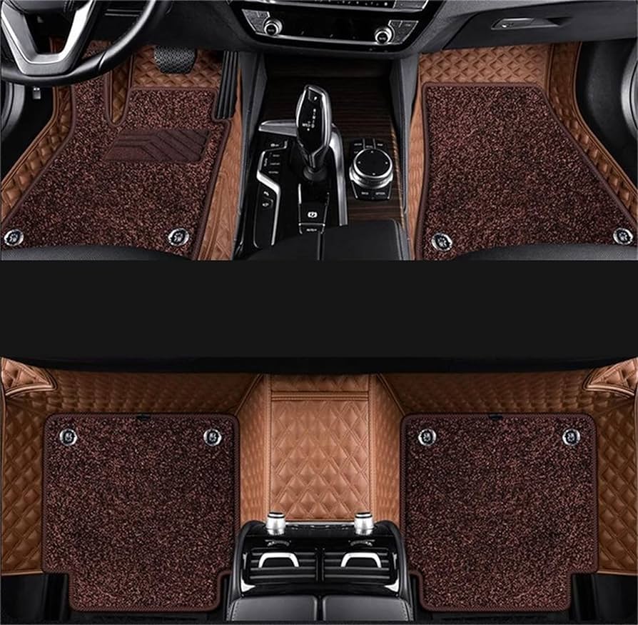 Thảm lót sàn 5D 6D cũng là một phụ kiện cần chú ý khi muốn nâng cấp nội thất ô tô.