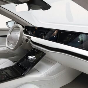 Thiết kế nội thất không chỉ về thẩm mỹ, mà còn làm nổi bật độ đẳng cấp của xe.